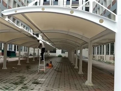 Estructura de acero techo y armadura de pared